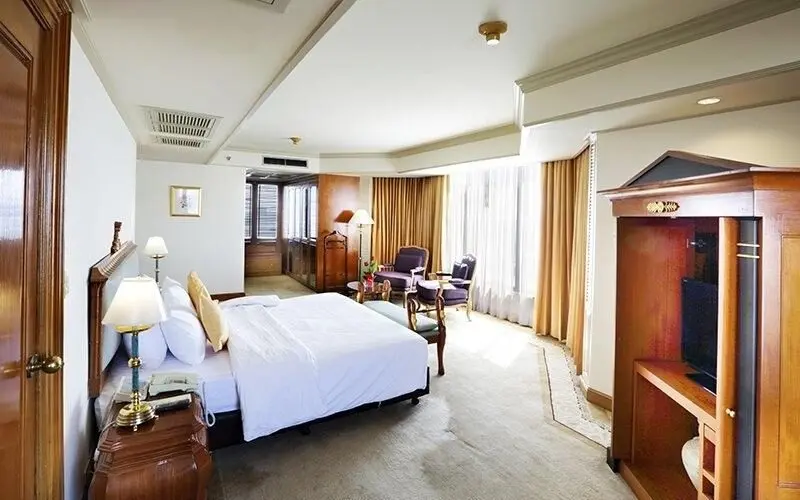 Queen Suite River View | Montien Riverside Hotel 5-star international luxury beside the Chao Phraya River